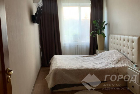 Продам 2-х кімнатну квартиру, Гагарина проспект, Спортивная метро, Код: 646473/22