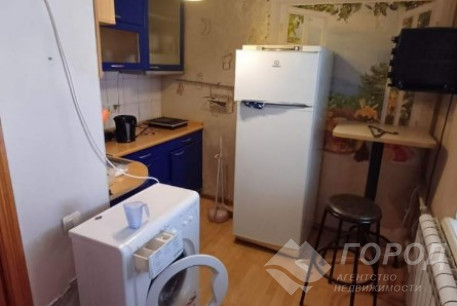 Продам 1-кімнатну квартиру, Центр, Код: 646491/46