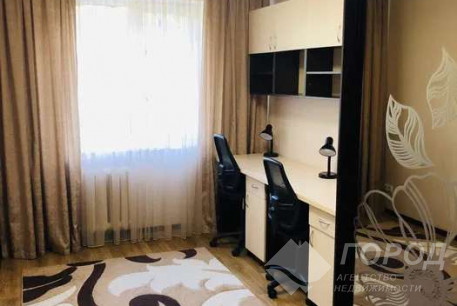 Продам 3-х кімнатну квартиру, Новые дома, Коммунальный рынок, Код: 646721/5