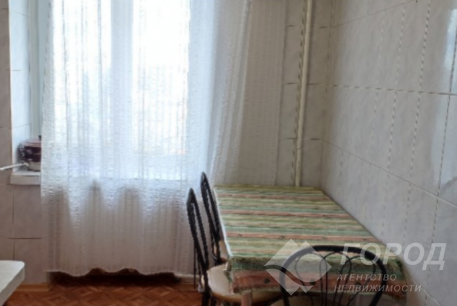 Продам 3-х кімнатну квартиру, Сосновая Горка, Код: 646735/98