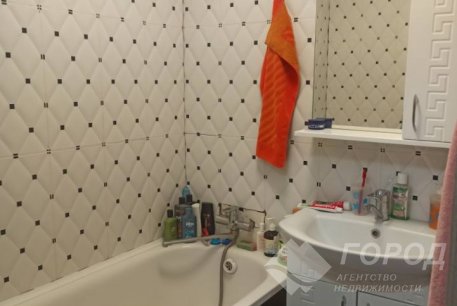 Продам 2-х кімнатну квартиру, Новые дома, Код: 646940/42