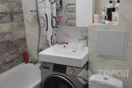 Продам 2-х кімнатну квартиру, Новые дома, Код: 646940/43