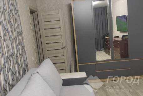 Продам 2-х кімнатну квартиру, Новые дома, Код: 646940/43