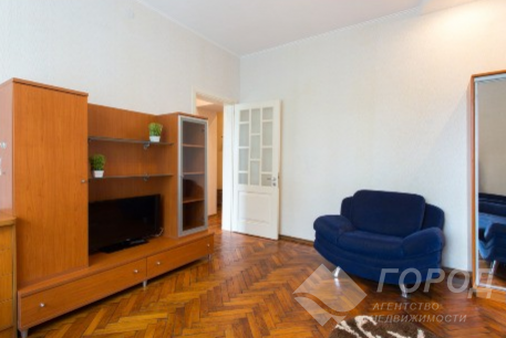 Продам 2-х кімнатну квартиру, Центр, Код: 647479/405