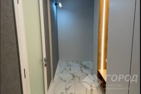 Продам 2-х кімнатну квартиру в новобудові, Центральный рынок, Код: 647479/411