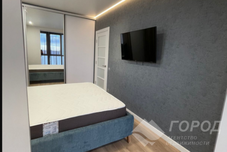 Продам 2-х кімнатну квартиру в новобудові, Центральный рынок, Код: 647479/411