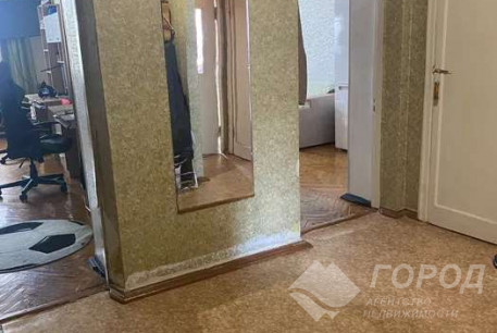 Продам 2-х кімнатну квартиру, Гагарина проспект, Защитников Украины метро (Площадь Восстания), Код: 647998/5