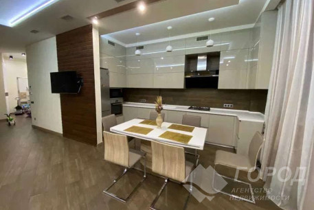 Продам 4-х кімнатну квартиру в новобудові, Журавлевка, Киевская метро, Код: 648035/2