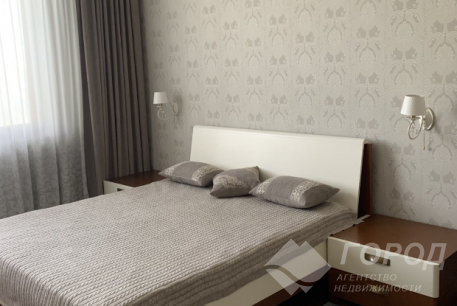 Продам 3-х кімнатну квартиру, Сосновая Горка, Код: 648485/77