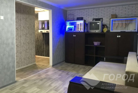Продам 2-х кімнатну квартиру, ХТЗ, ХТЗ метро, Код: 648866/10