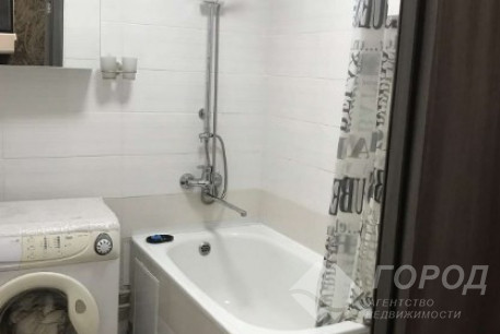 Продам 2-х кімнатну квартиру, ХТЗ, ХТЗ метро, Код: 648866/10