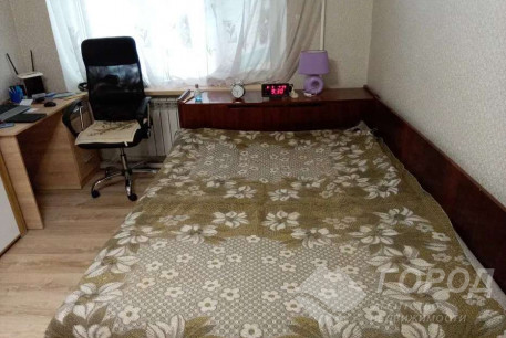 Продам 1-кімнатну квартиру, Дергачевский р-н, Солоницевка пгт., Код: 648932/5