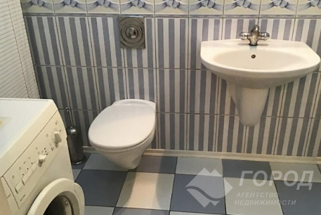 Продам 2-х кімнатну квартиру, Гагарина проспект, Защитников Украины метро (Площадь Восстания), Код: 650560/3