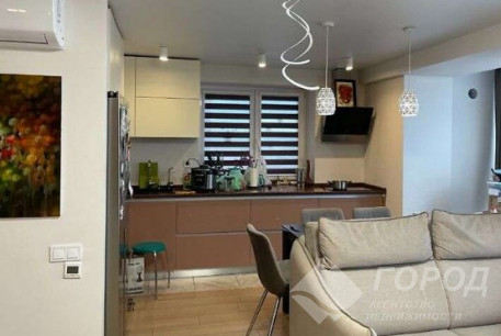 Продам 3-х кімнатну квартиру, Гагарина проспект, Проспект Гагарина метро, Код: 651295/5