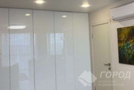 Продам 3-х кімнатну квартиру, Гагарина проспект, Проспект Гагарина метро, Код: 651295/5