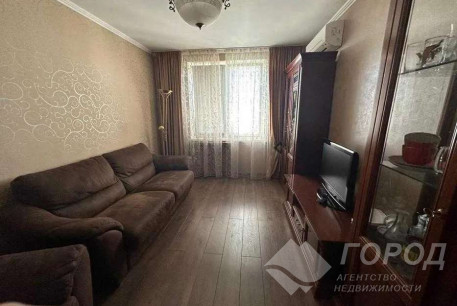 Продам 3-х кімнатну квартиру, Алексеевка, Код: 651744/3