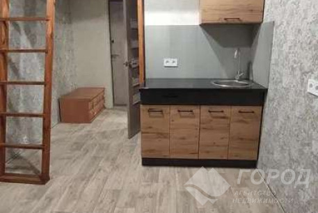 Продам 1-кімнатну квартиру, Центральный рынок, Южный вокзал метро, Код: 651779/4