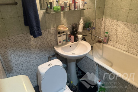 Продам 2-х кімнатну квартиру в новобудові, Павлово поле, Код: 652423/54