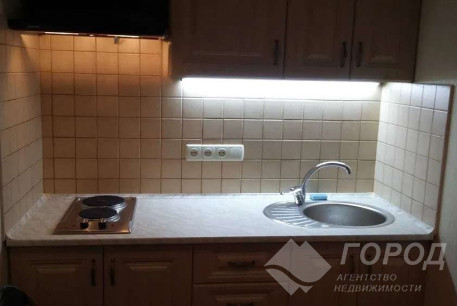 Сдам гостинку, Гагарина проспект, Метростроителей метро, Код: 652662/6