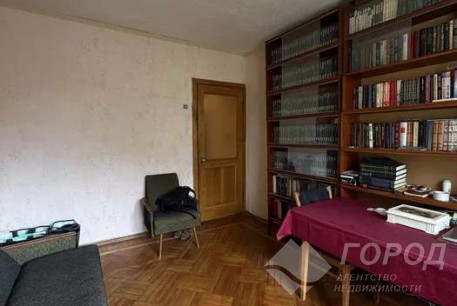 Продам 4-х кімнатну квартиру, Центр, Пушкинская метро, Код: 652900/4