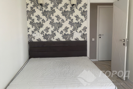 Продам 1-кімнатну квартиру в новобудові, Журавлевка, Код: 653549/2