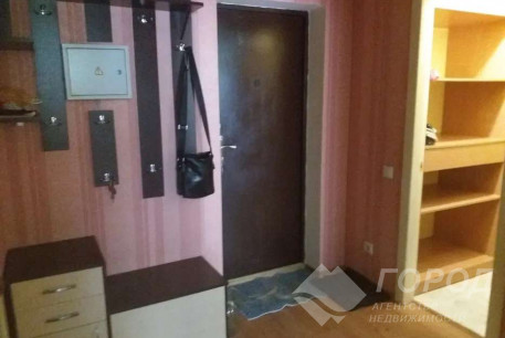 Сдам 1-кімнатну квартиру в новобудові, Рогань, Код: 653971/1