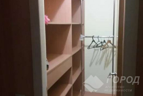 Сдам 1-кімнатну квартиру в новобудові, Рогань, Код: 653971/1