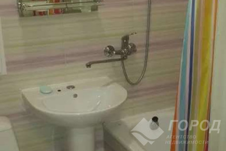 Сдам гостинку, Гагарина проспект, Защитников Украины метро (Площадь Восстания), Код: 655235/4