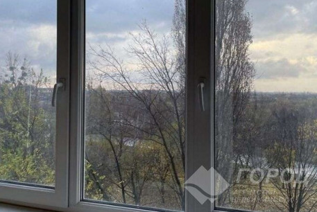 Продам 4-х кімнатну квартиру, Рогань, Код: 655464/2