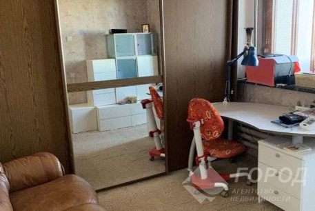 Продам 4-х кімнатну квартиру, Салтовка, 624 м/р, Код: 656257/4