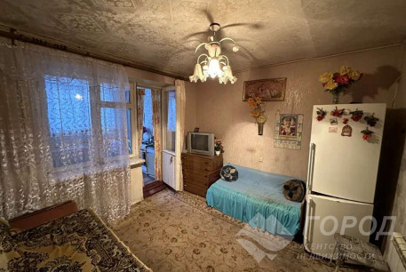 Продам 2-х кімнатну квартиру, Аэропорт, Котляры с. (с. Коммунар), Код: 656441/2