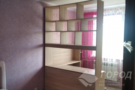 Продам 4-х кімнатну квартиру, Рогань, Код: 656610/5