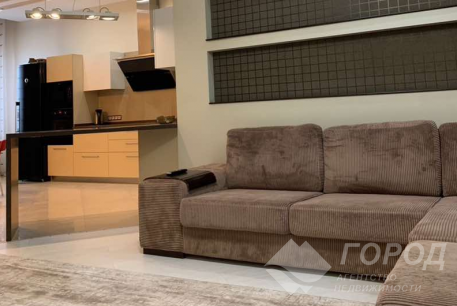 Продам 3-х кімнатну квартиру в новобудові, Центр, Кинотеатр Зирка, Код: 656653/10