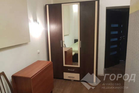 Сдам 4-х кімнатну квартиру, Центр, Университет метро, Код: 656855/4