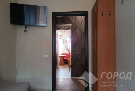 Сдам 4-х кімнатну квартиру, Центр, Университет метро, Код: 656855/4