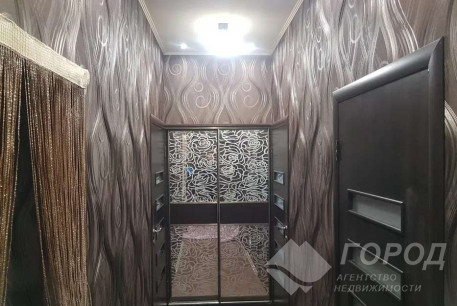 Сдам 4-х кімнатну квартиру, Центр, Университет метро, Код: 656855/4