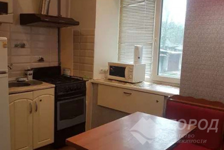 Сдам 4-х кімнатну квартиру, Центр, Университет метро, Код: 656855/4