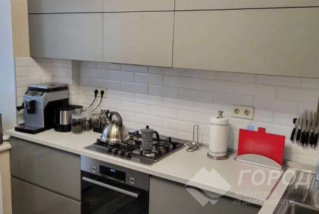 Продам 1-кімнатну квартиру, Гагарина проспект, Спортивная метро, Код: 656903/2