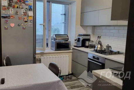 Продам 1-кімнатну квартиру, Гагарина проспект, Спортивная метро, Код: 656903/2