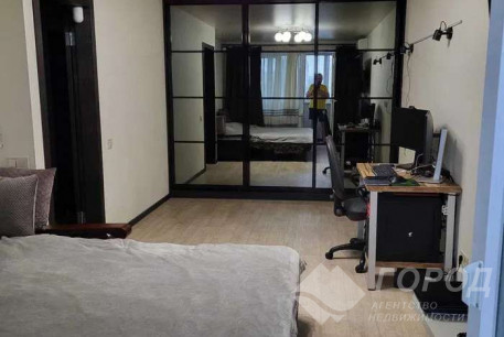 Продам 1-кімнатну квартиру, Гагарина проспект, Спортивная метро, Код: 656903/2