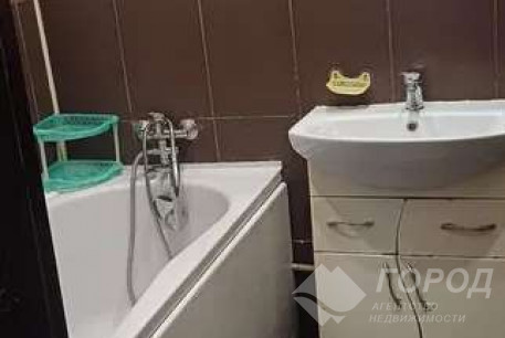 Сдам 3-х кімнатну квартиру, Центр, Код: 657752/3