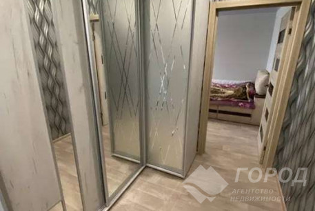 Продам 2-х кімнатну квартиру, Гагарина проспект, Защитников Украины метро (Площадь Восстания), Код: 658184/6