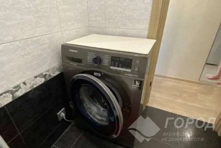 Продам 2-х кімнатну квартиру, Гагарина проспект, Защитников Украины метро (Площадь Восстания), Код: 658184/6