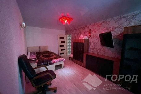 Продам 2-х кімнатну квартиру, Гагарина проспект, Защитников Украины метро (Площадь Восстания), Код: 658184/6