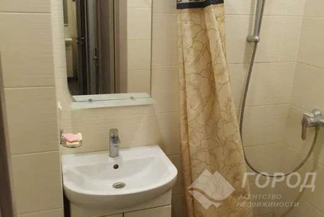 Сдам гостинку, Центр, Площадь Конституции метро (Советская), Код: 658264/4