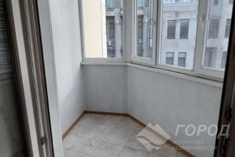 Продам 1-кімнатну квартиру, Центр, Код: 658329/2