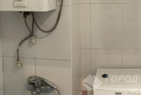 Продам 2-х кімнатну квартиру, Центр, Код: 659642/4