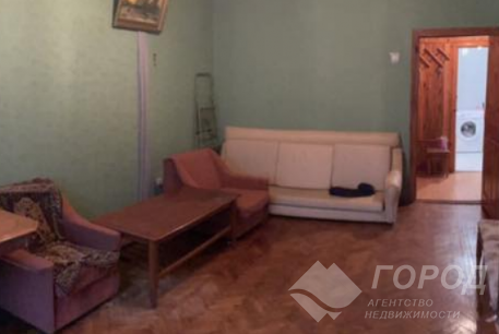 Продам 2-х кімнатну квартиру, Центр, Код: 659642/4