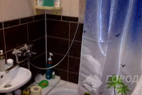 Продам гостинку, Центральный рынок, Код: 660151/4