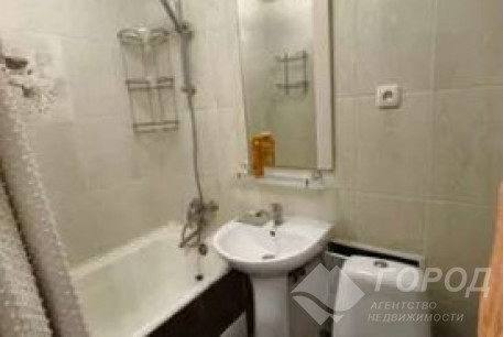 Продам 2-х кімнатну квартиру, Рогань, Восточный, Код: 660623/4